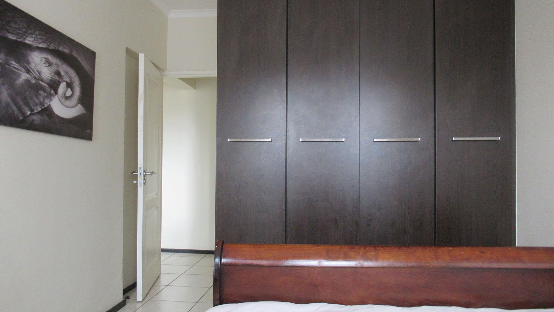 Bed Room 1 - 12 square meters of property in Noordhang