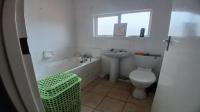 Bathroom 1 - 4 square meters of property in Caversham Glen