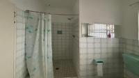 Bathroom 1 - 7 square meters of property in The Hill