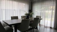 Dining Room - 16 square meters of property in Fourways Gardens