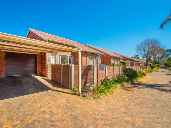 2 Bedroom Simplex for Sale For Sale in Little Falls - MR721355