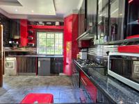  of property in De Deur