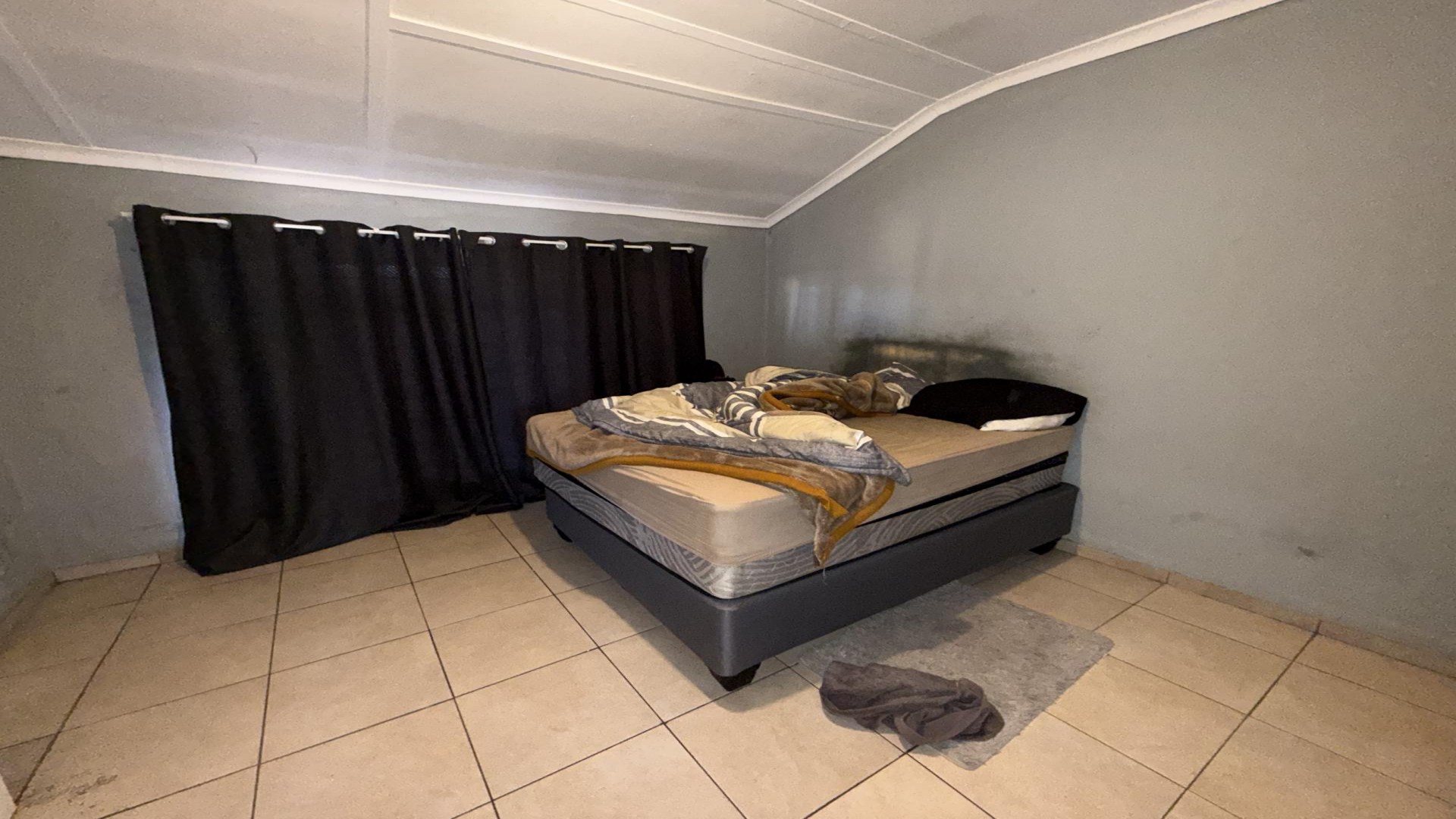 Bed Room 3 of property in Emalahleni (Witbank) 