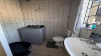 Bathroom 1 of property in Emalahleni (Witbank) 
