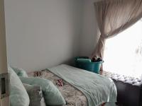 Bed Room 1 of property in Lufhereng