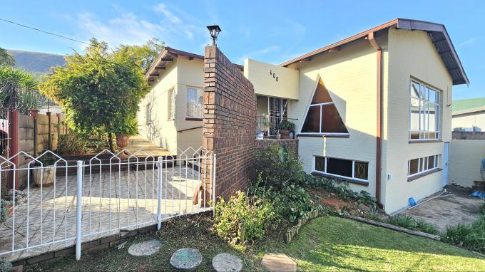 3 Bedroom House for Sale For Sale in Mountain View - MR721382