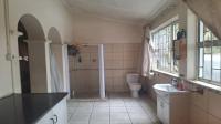 Bathroom 2 of property in Umbilo 