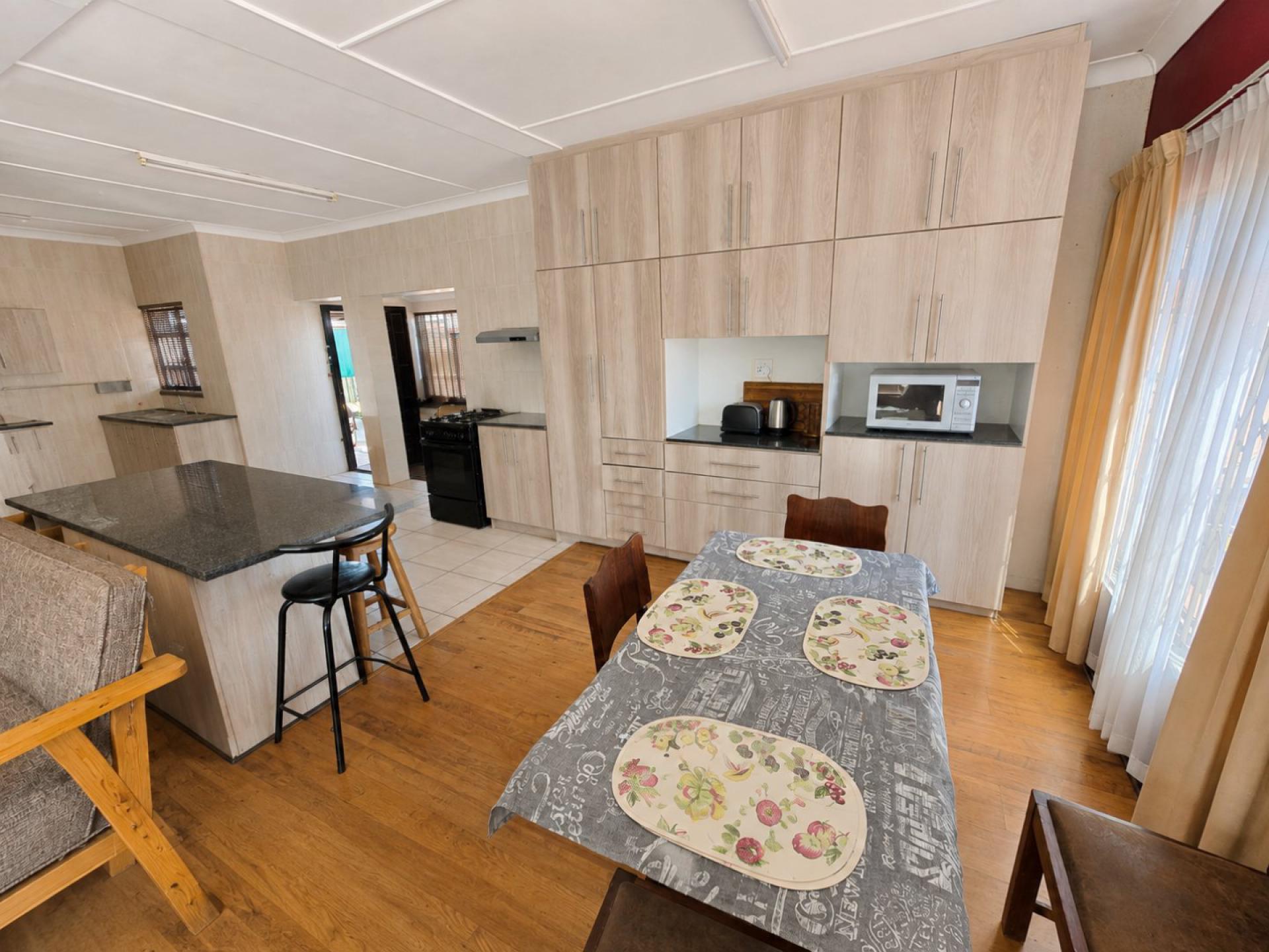  of property in Elspark
