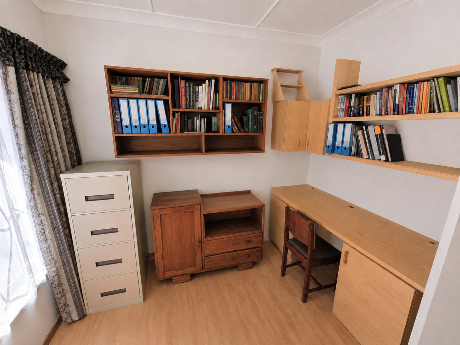  of property in Elspark