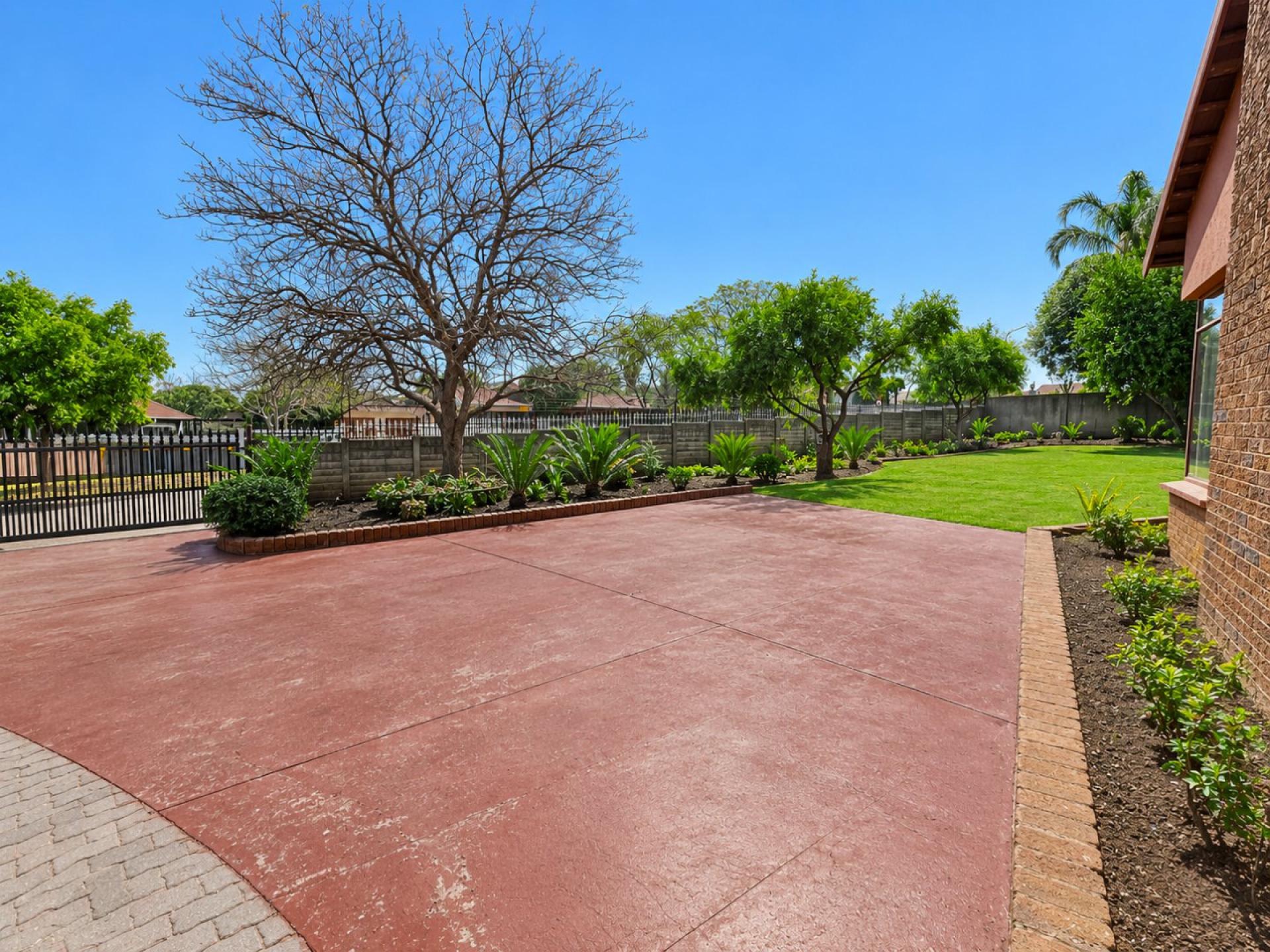  of property in Elspark