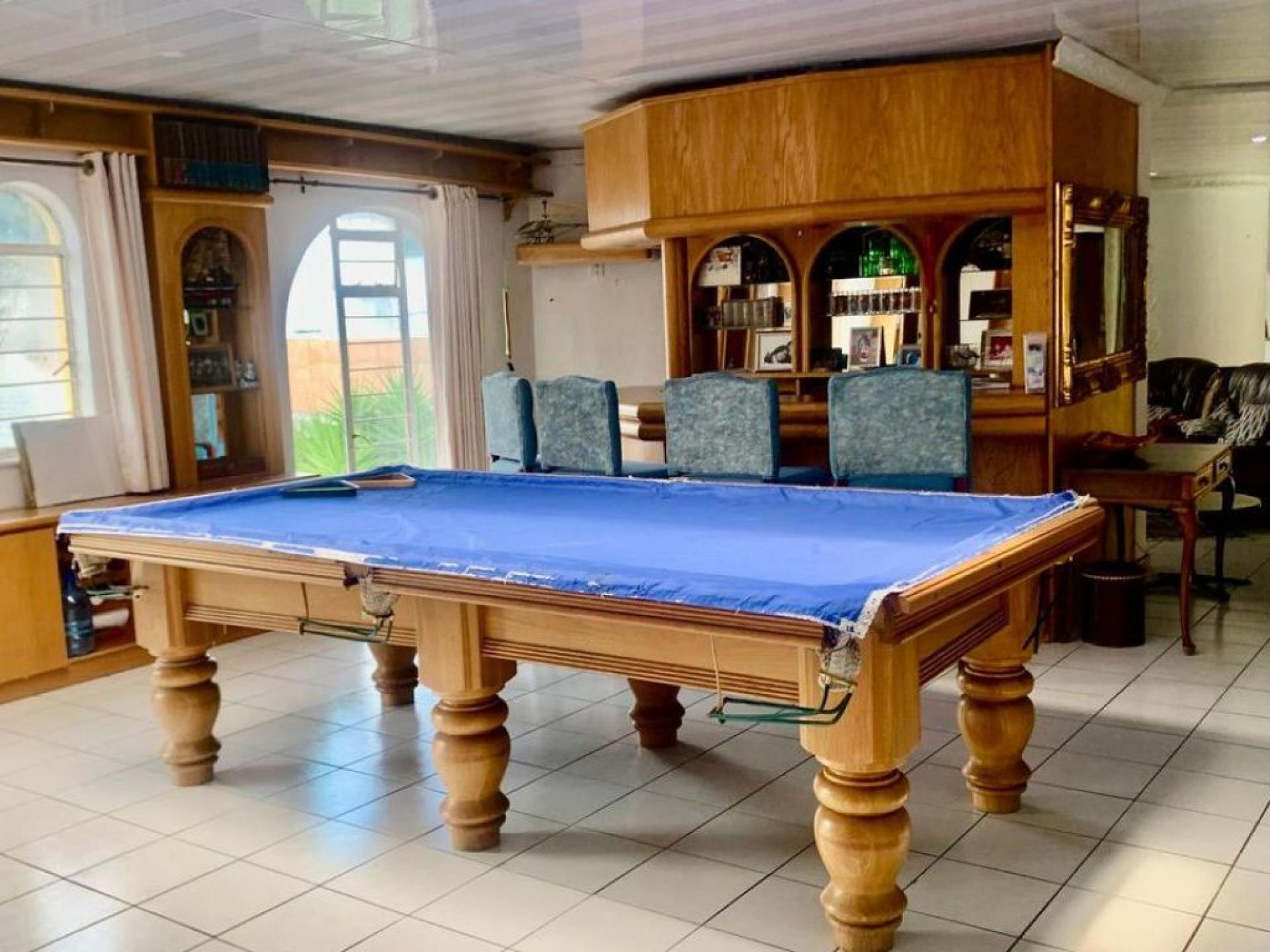  of property in Bassonia