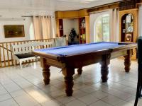  of property in Bassonia