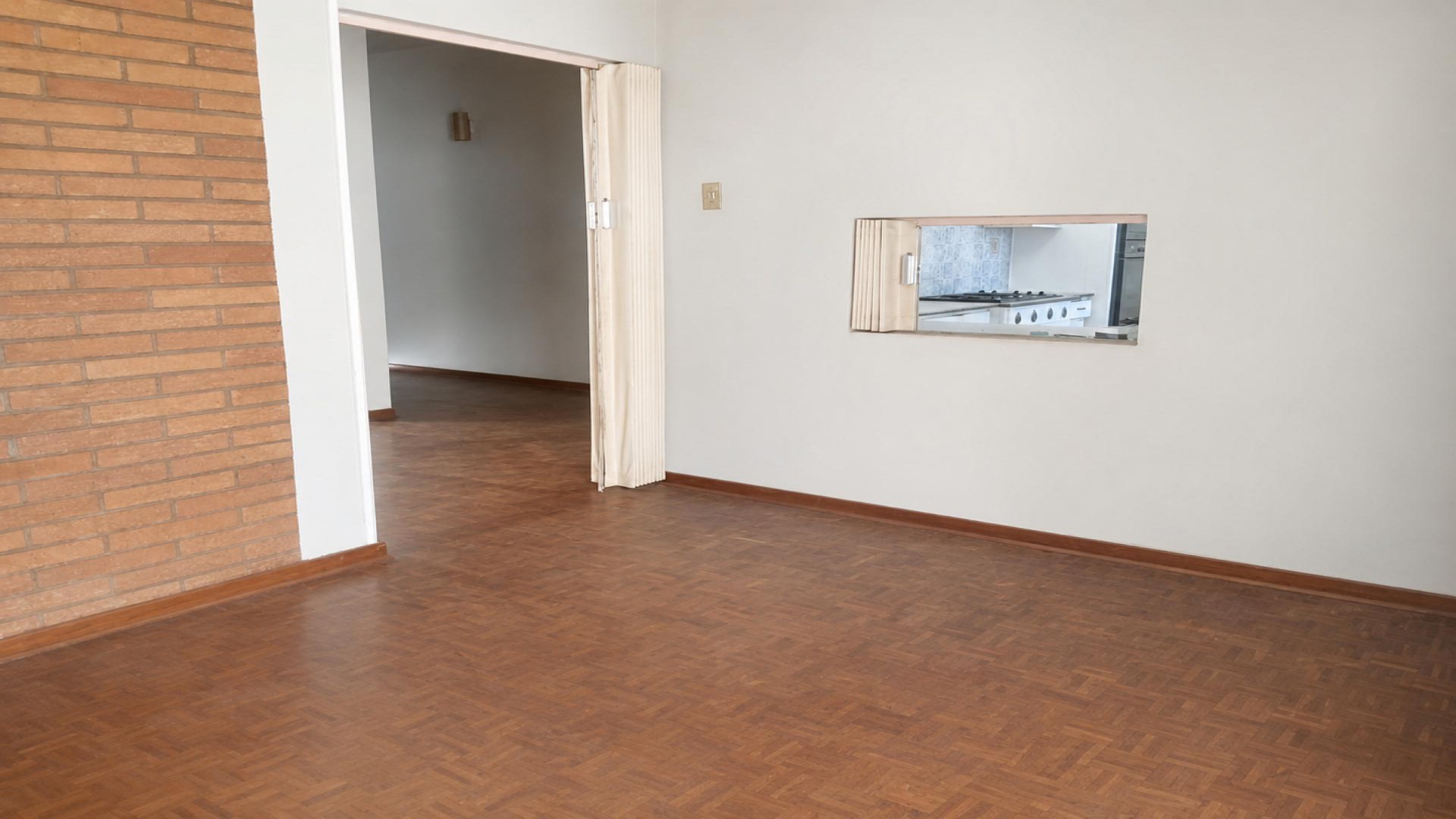Dining Room of property in Elspark