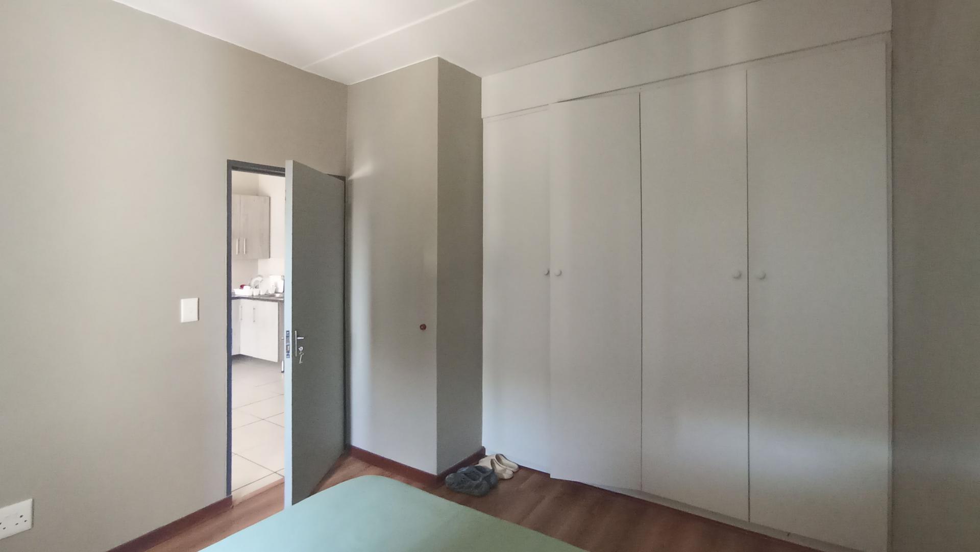 Bed Room 2 - 12 square meters of property in Midrand