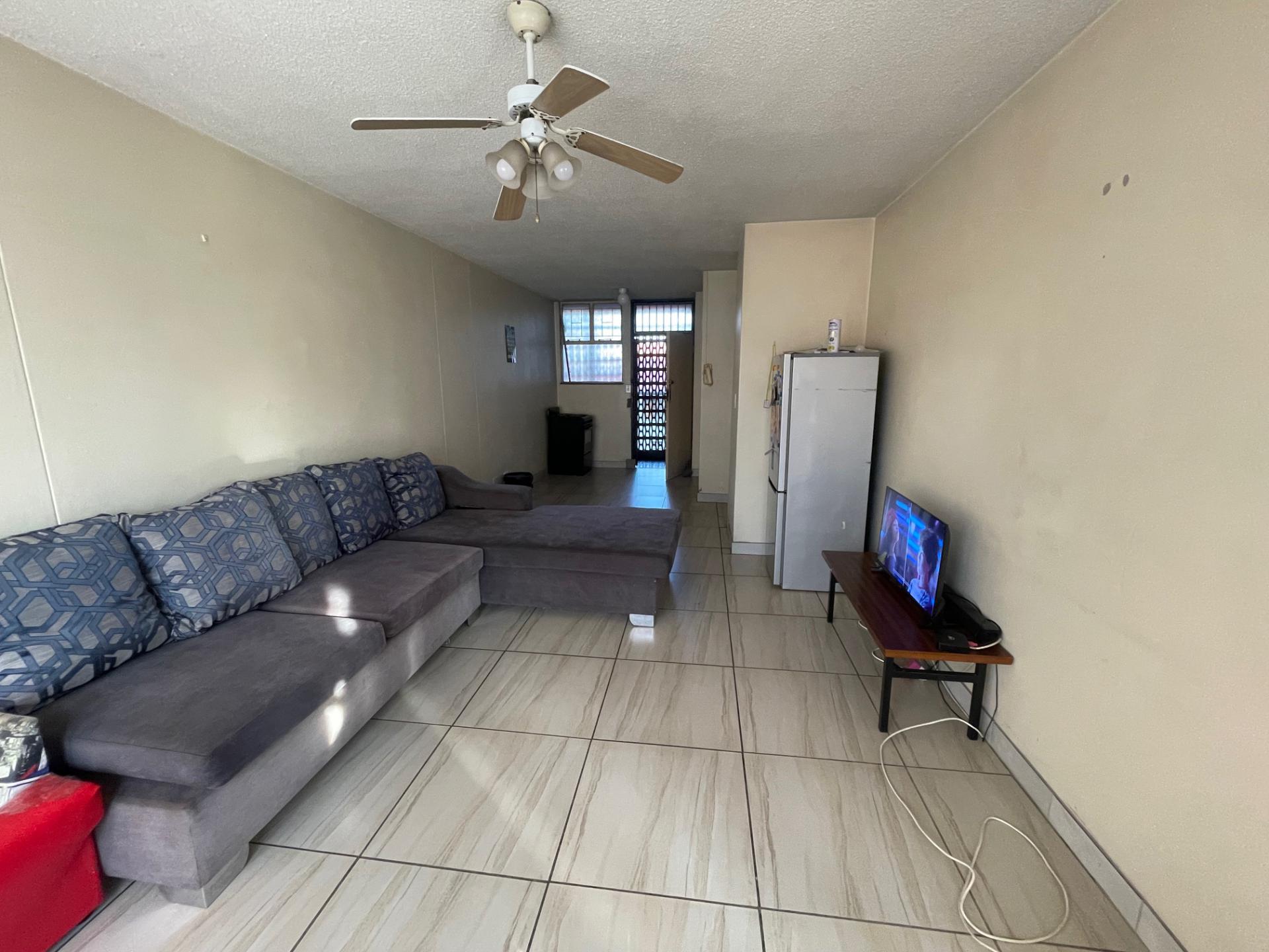  of property in Arcadia