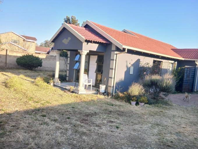 3 Bedroom House for Sale For Sale in Germiston - MR721567