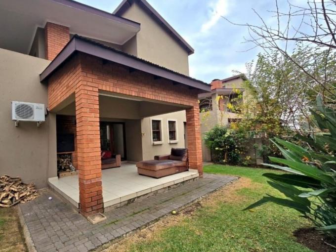 3 Bedroom Simplex for Sale For Sale in Alberton - MR721571