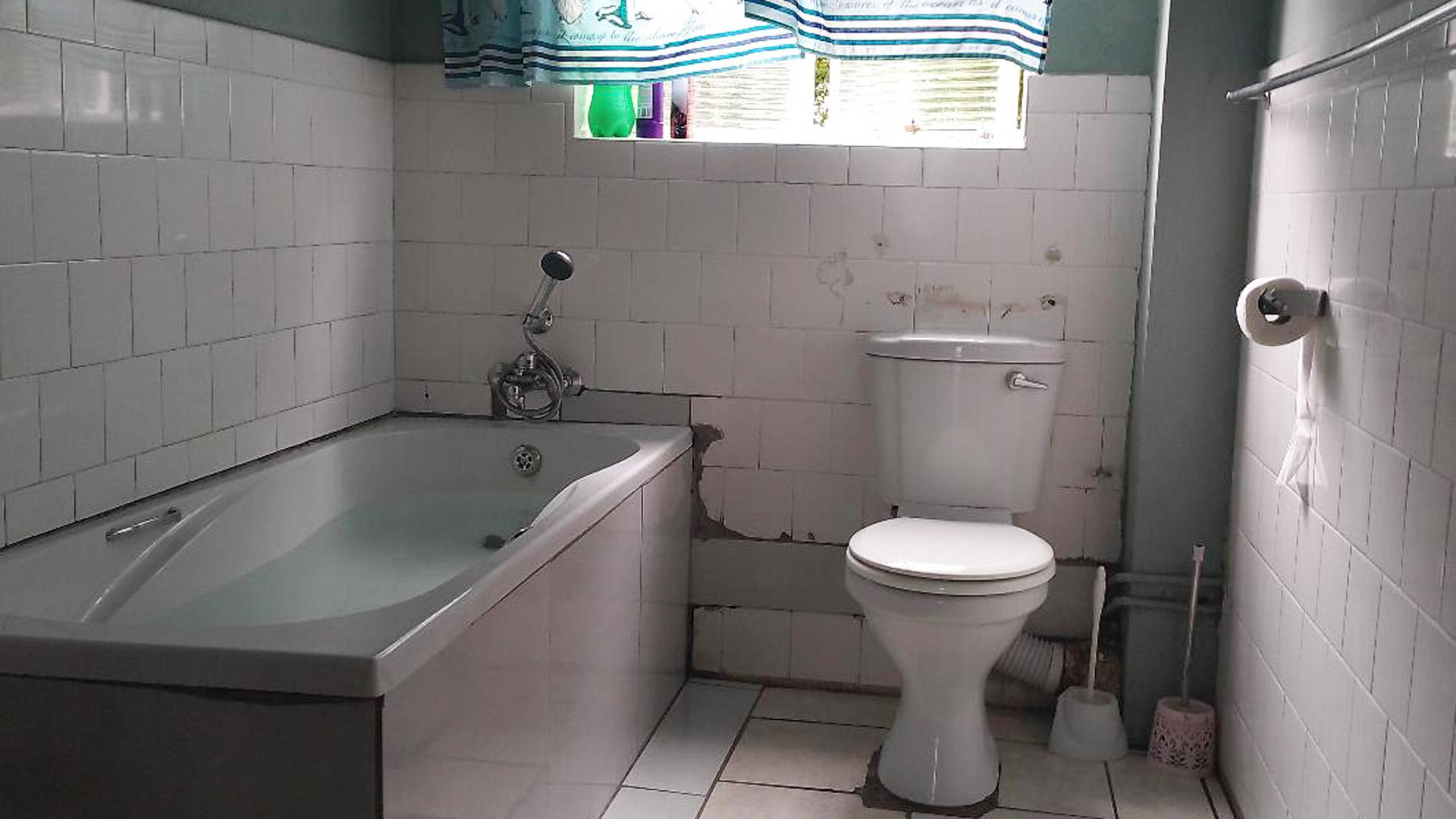 Bathroom 1 of property in Vryheid