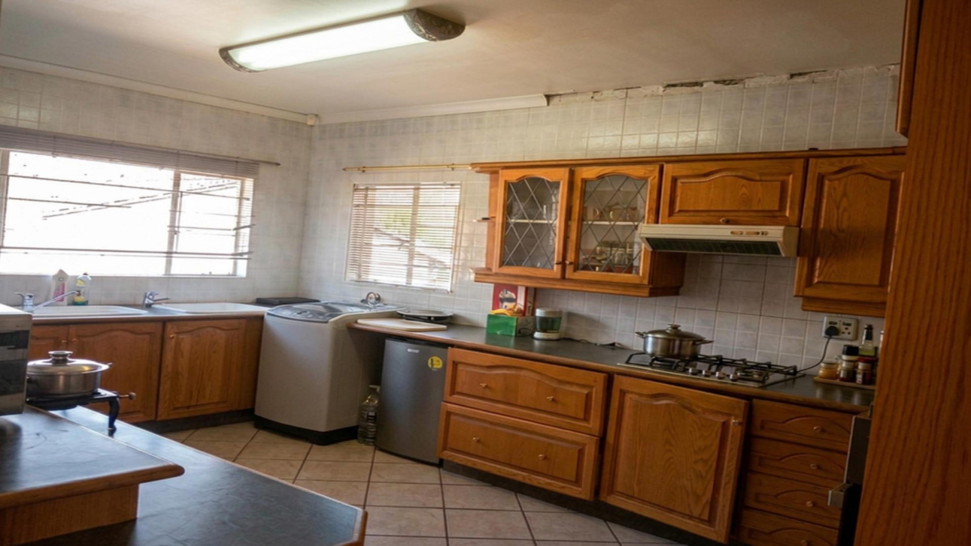 Kitchen of property in Oakdene