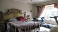 Main Bedroom - 28 square meters of property in Oakdene