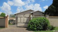 3 Bedroom 2 Bathroom Freehold Residence for Sale for sale in Oakdene