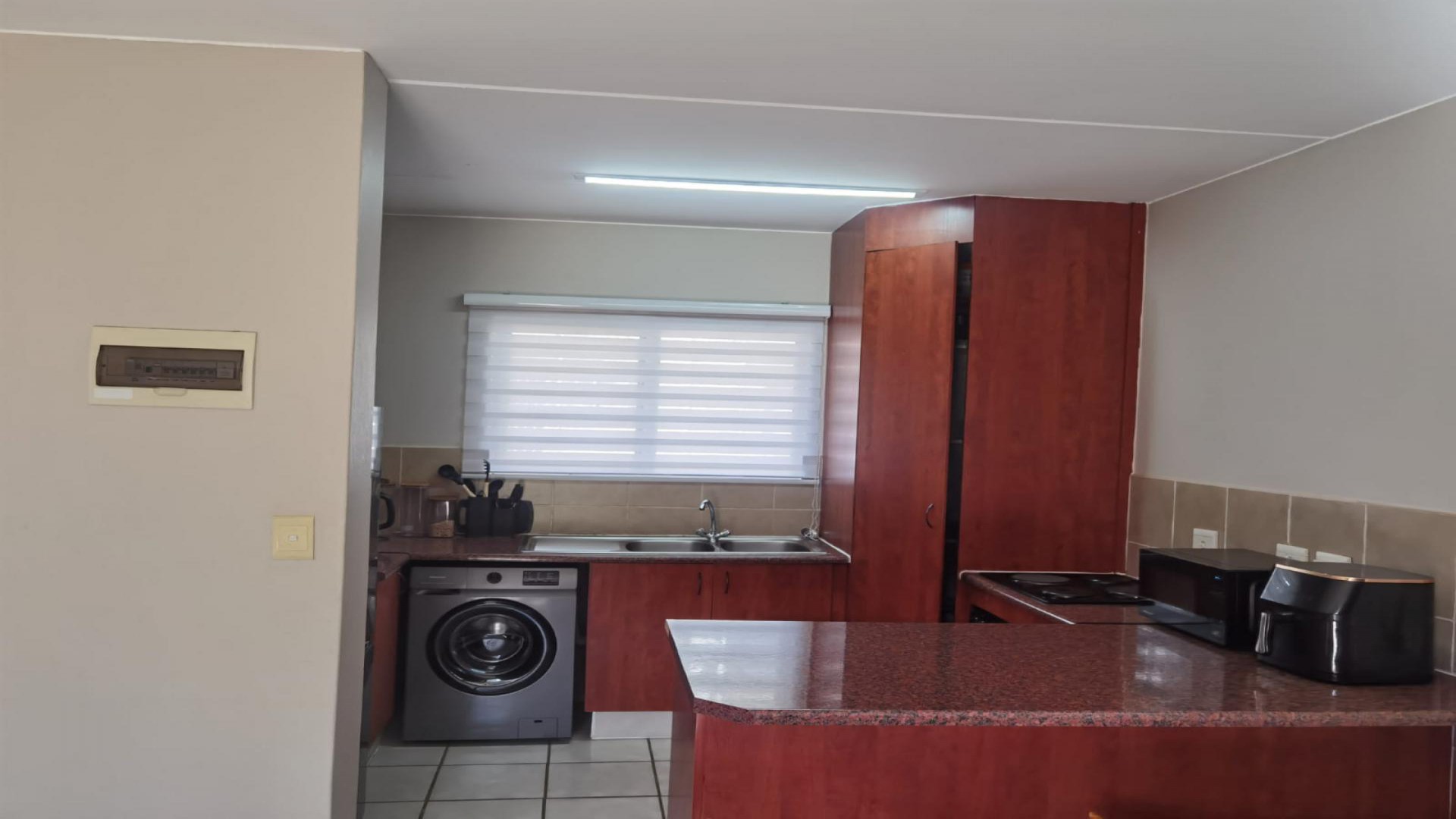 Front View of property in Annlin