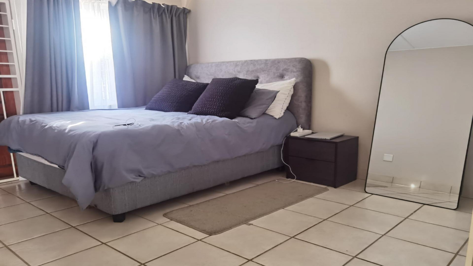 Bed Room 1 of property in Annlin