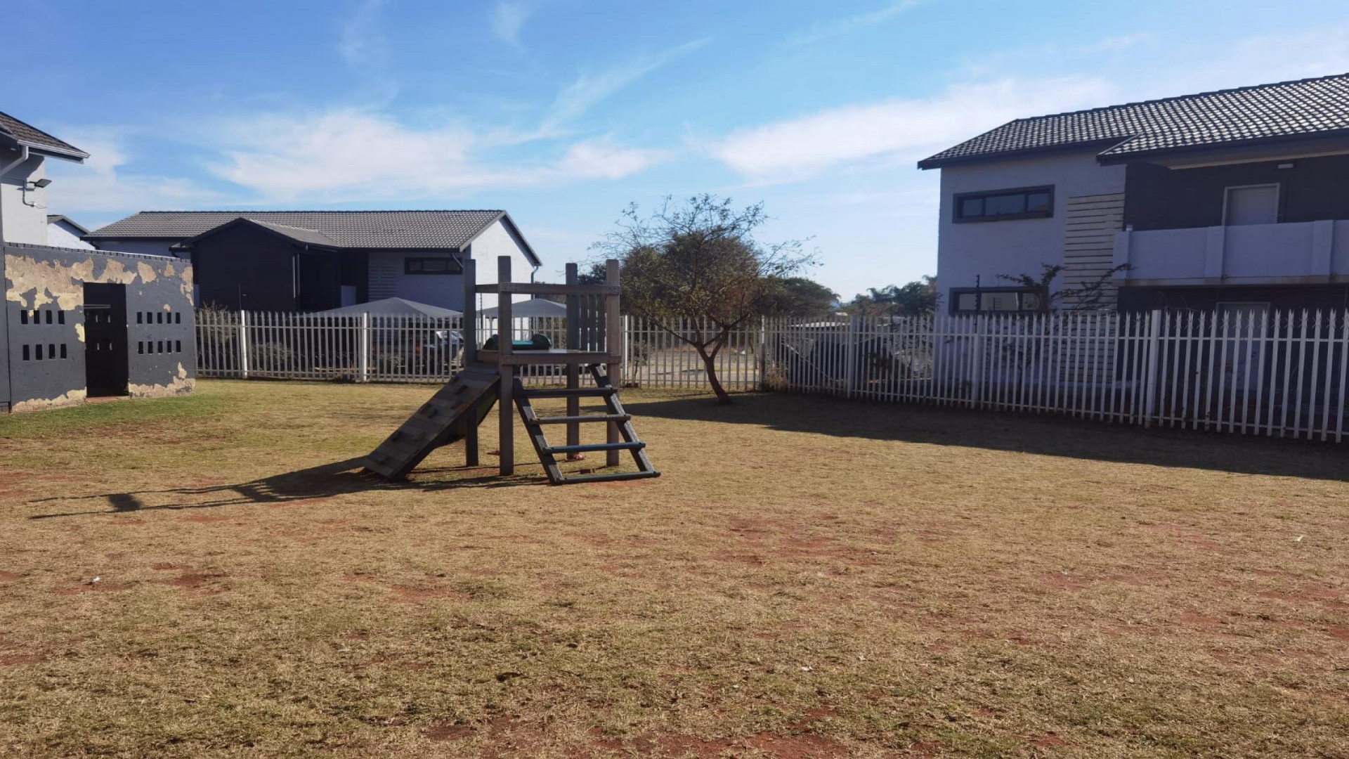Entertainment of property in Annlin