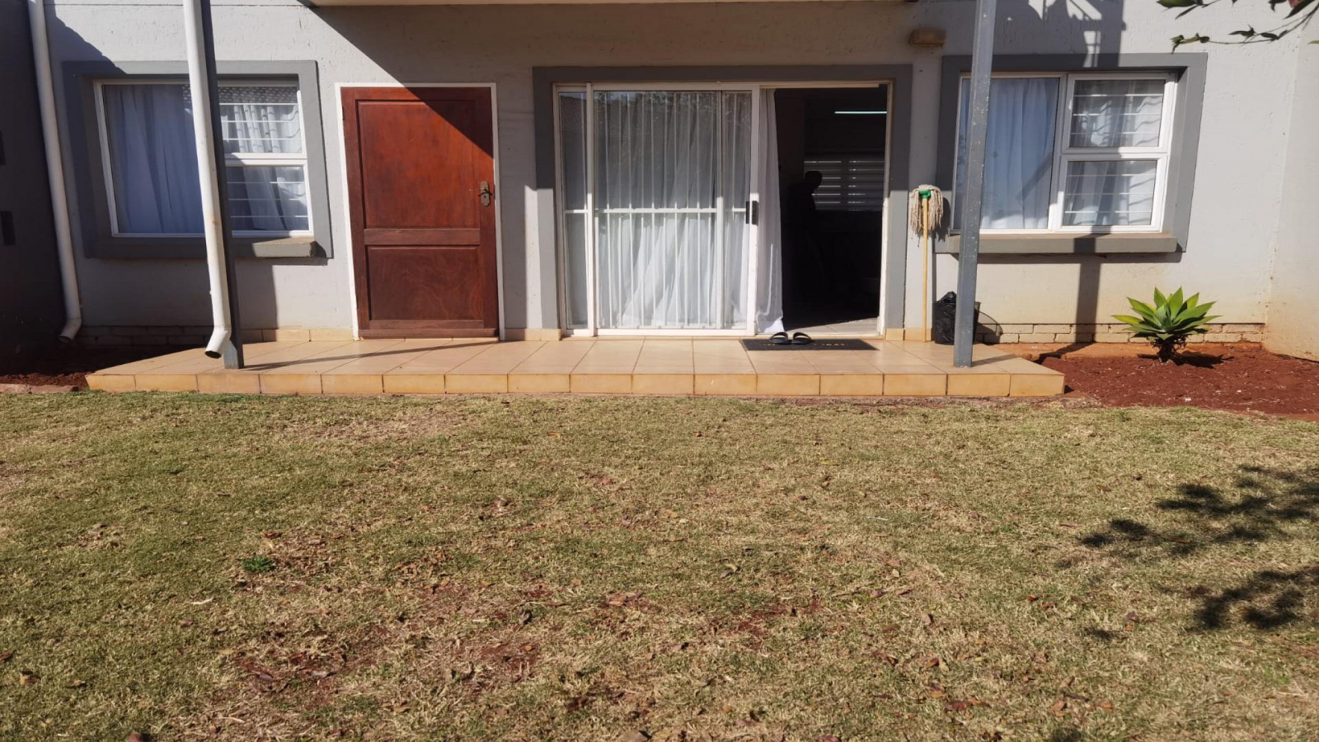 Patio of property in Annlin