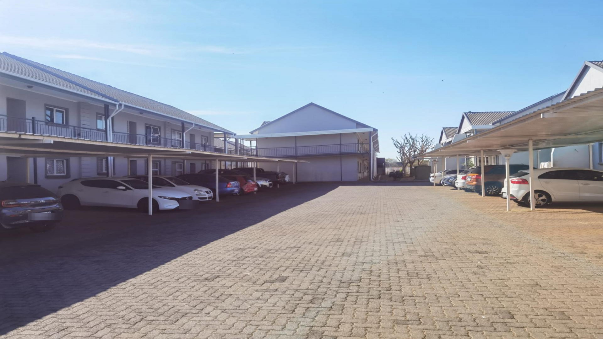 Carport  of property in Annlin