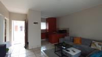 Lounges - 21 square meters of property in Annlin