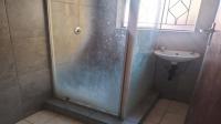 Bathroom 1 of property in Sophiatown