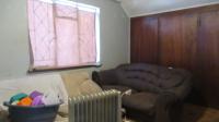 Bed Room 4 - 15 square meters of property in Sophiatown