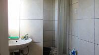 Main Bathroom - 4 square meters of property in Sophiatown