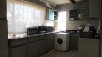 Kitchen - 14 square meters of property in Sophiatown