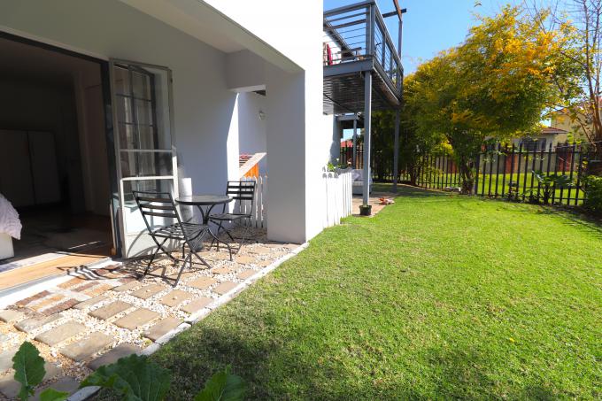 3 Bedroom Apartment for Sale For Sale in Douglasdale - MR721601