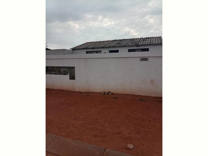 2 Bedroom House for Sale For Sale in Emdeni South - MR721604