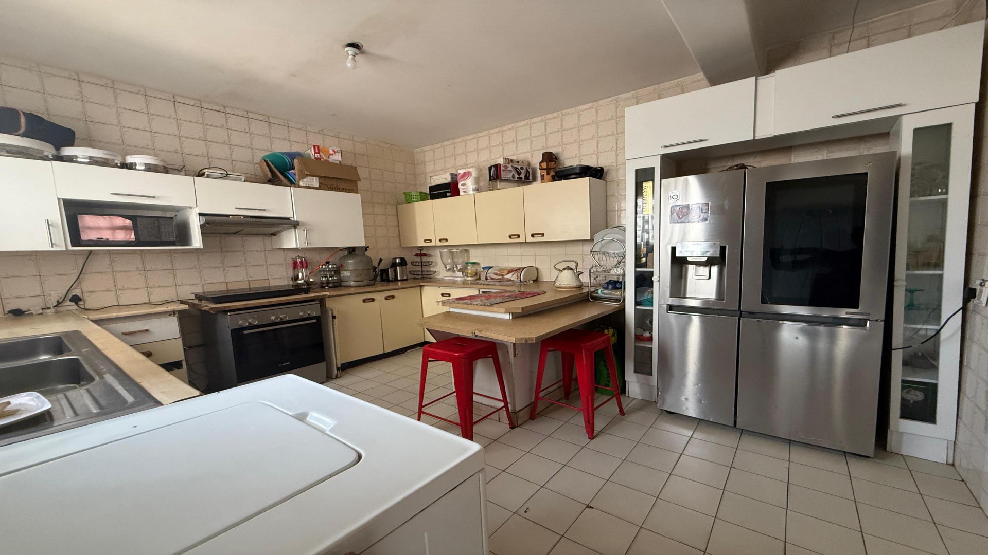 Kitchen of property in Townsview