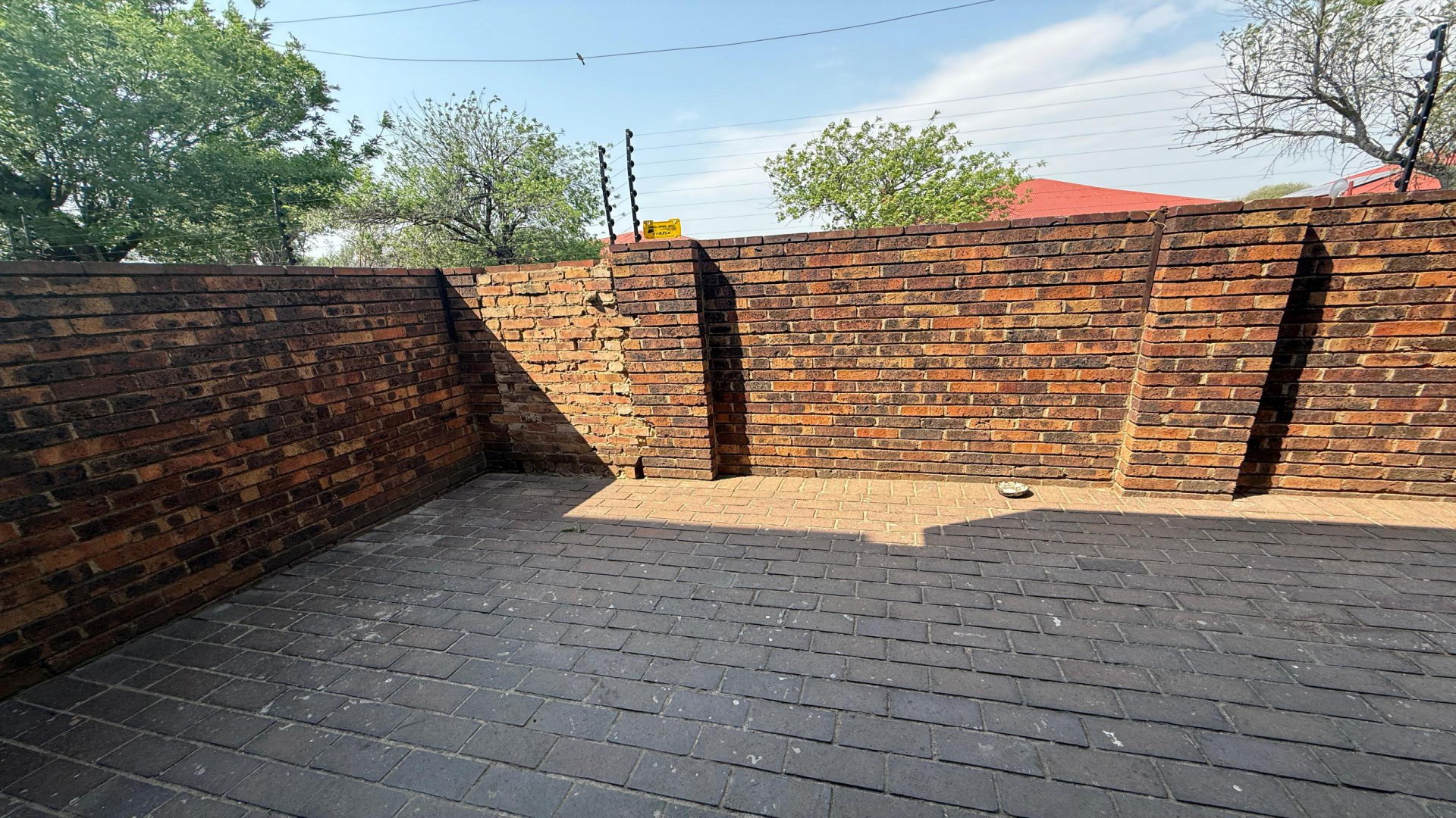 Spaces of property in Townsview