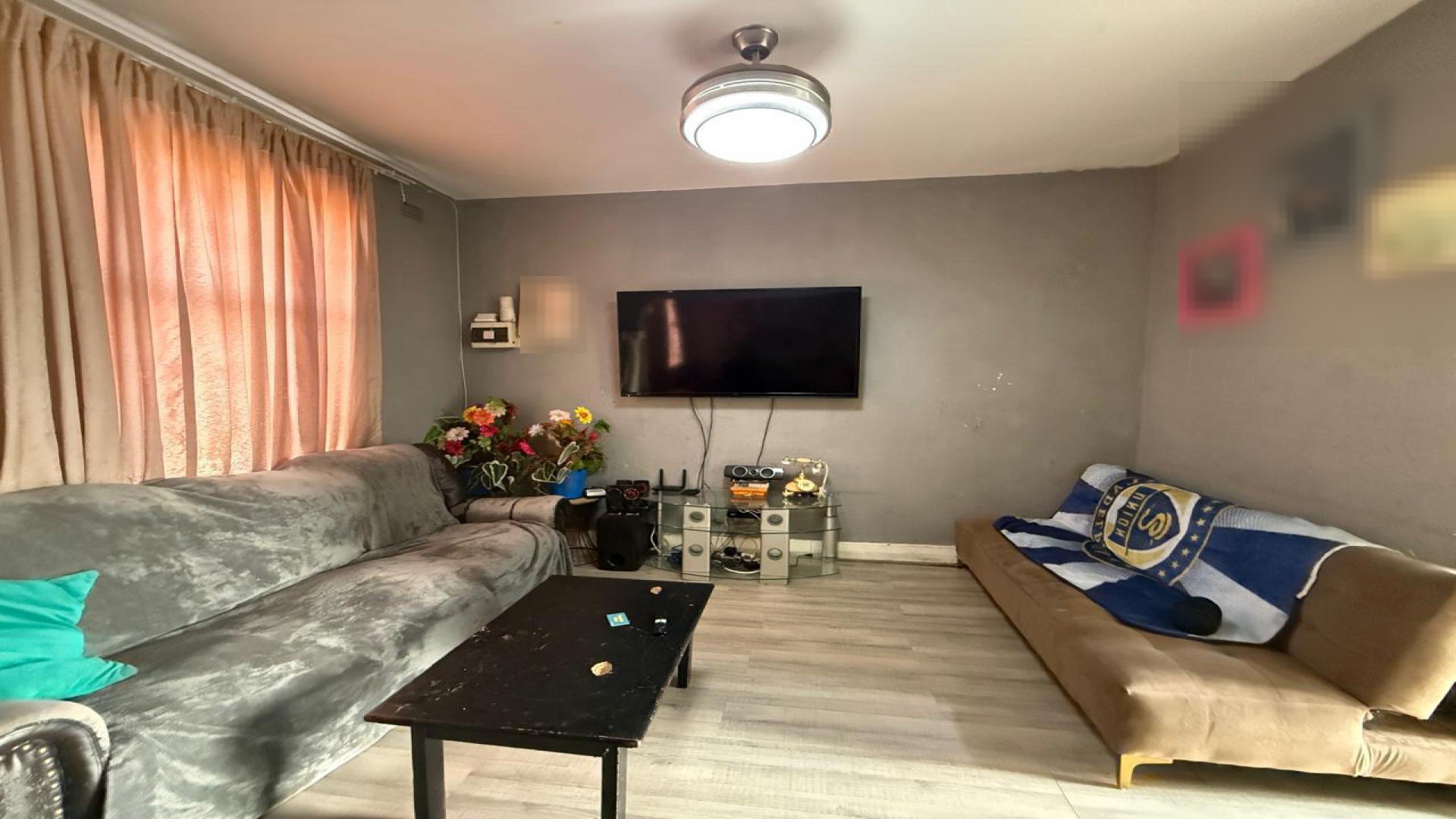 Lounges of property in Townsview