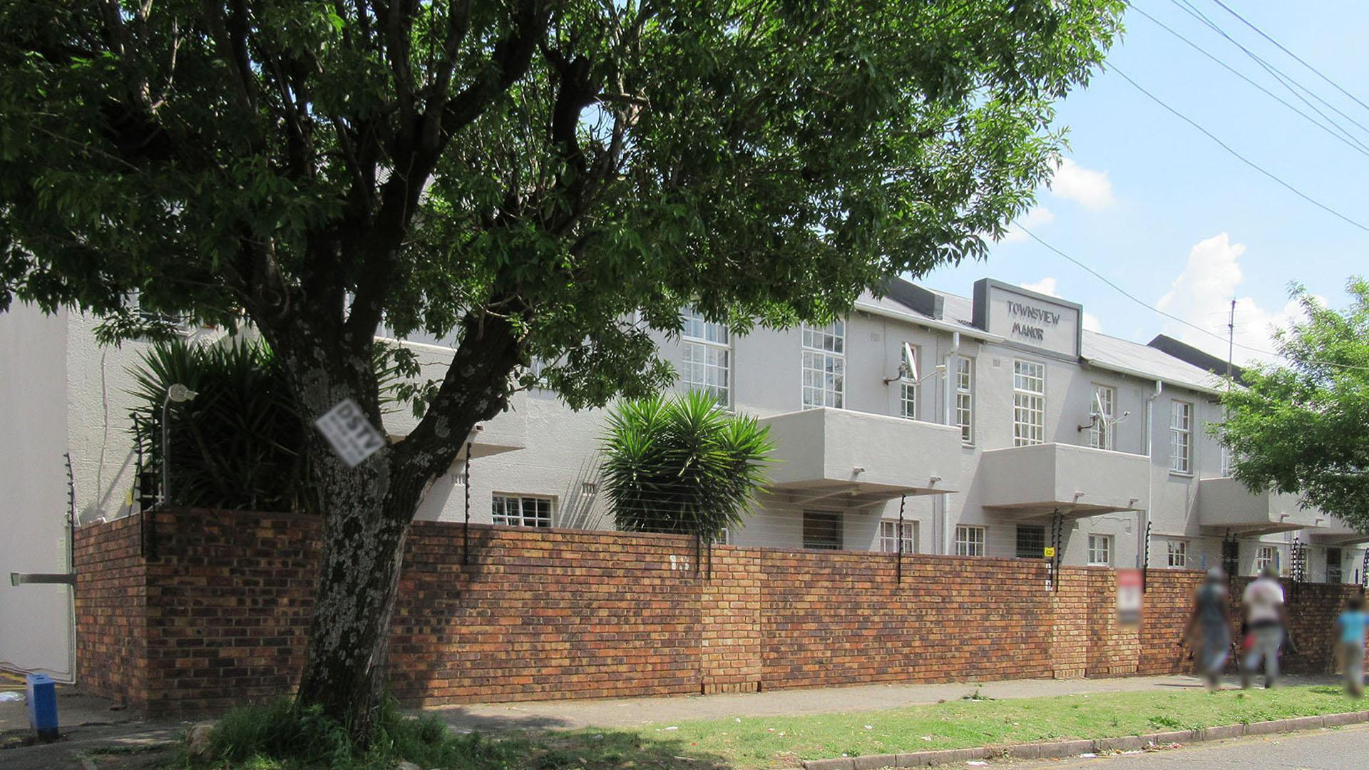 Front View of property in Townsview