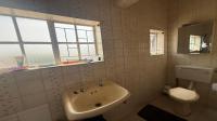 Bathroom 2 of property in Townsview