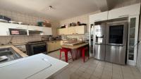 Kitchen of property in Townsview