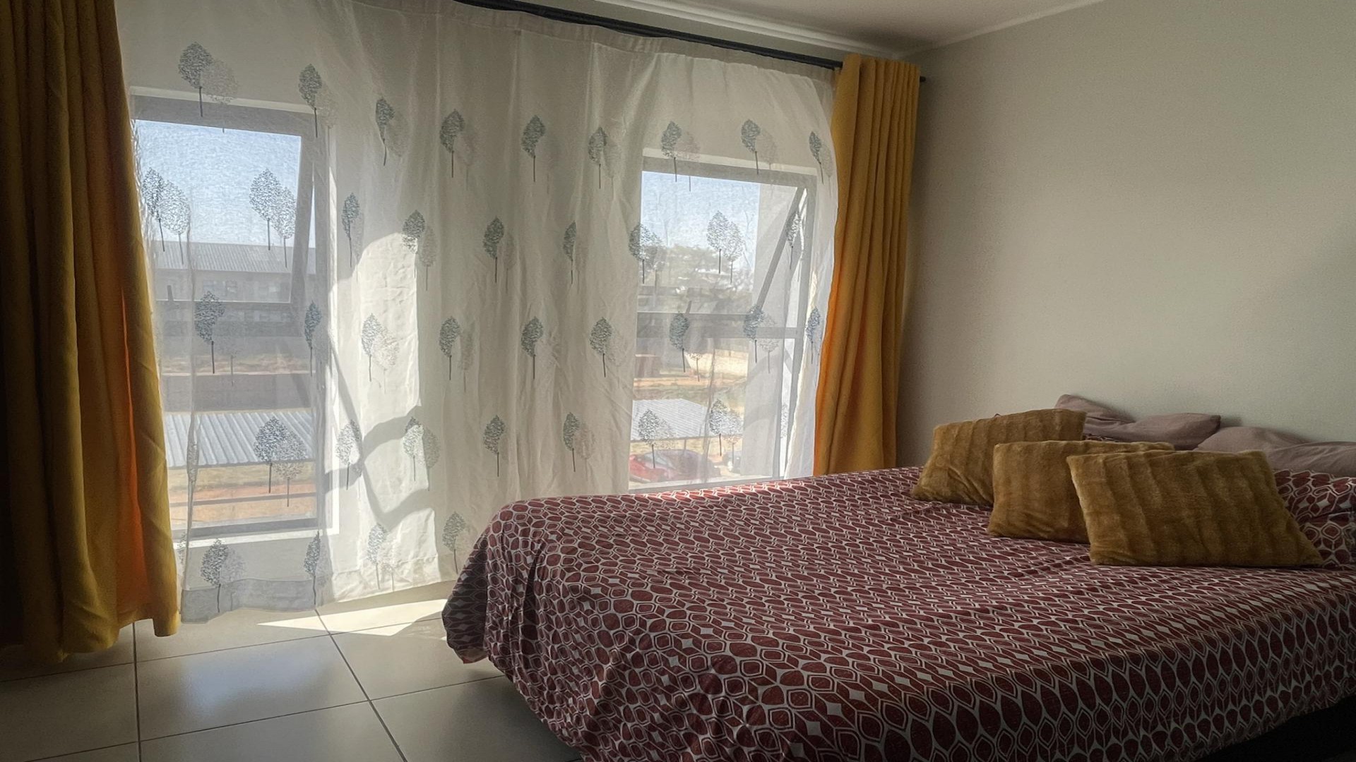 Bed Room 1 of property in Linbro Park A.H.