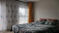 Bed Room 1 - 13 square meters of property in Linbro Park A.H.