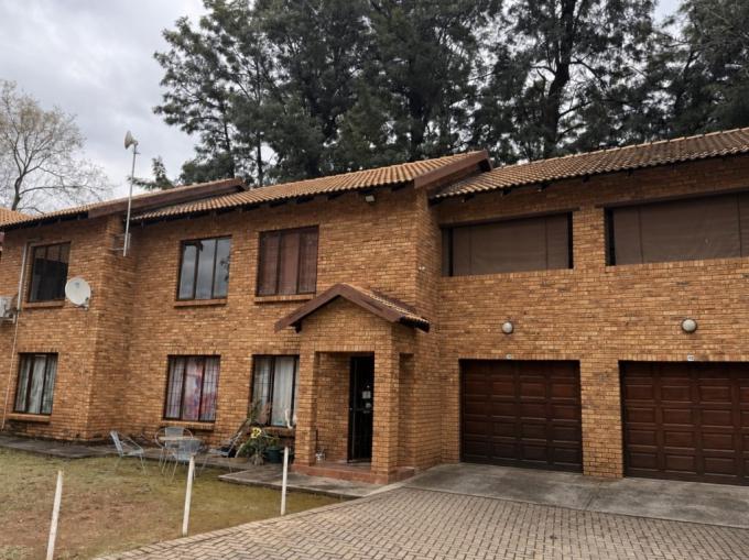 3 Bedroom Apartment for Sale For Sale in Rustenburg - MR721673