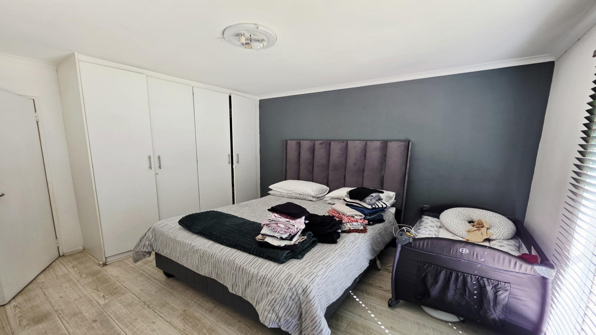 Bed Room 2 of property in Oakdene