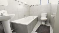 Bathroom 2 of property in Albertsdal