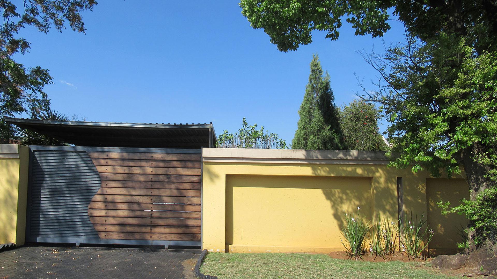 Front View of property in Kibler Park