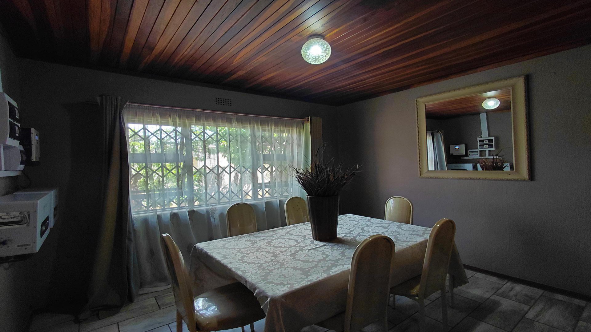 Dining Room - 11 square meters of property in Kibler Park